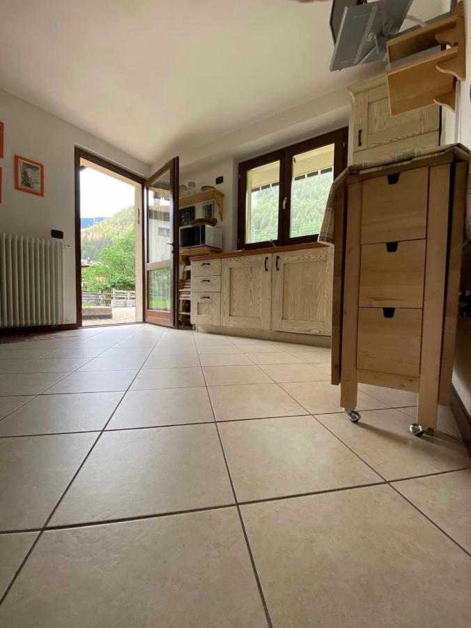 Bianchina - Bilocale Con Giardino Privato Apartment Valdisotto Bagian luar foto